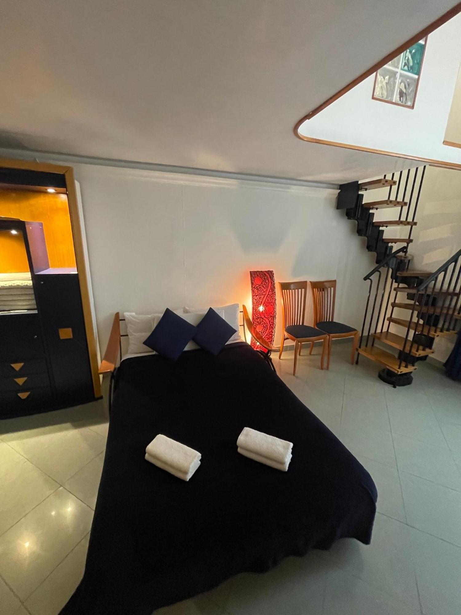 Lanova21 Bed & Breakfast Napoli Ngoại thất bức ảnh